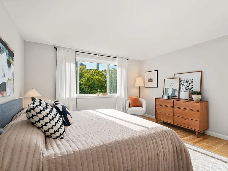 205 Kent St #50 — Photo 9