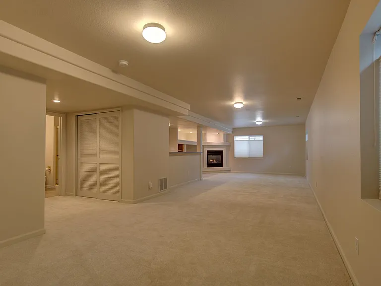 1352 Lookout Springs Dr — Photo 39