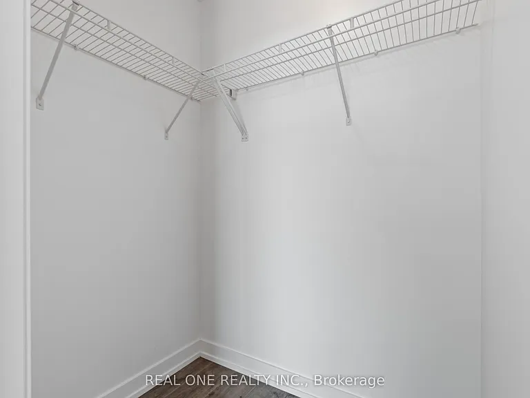 470 Dundas St E #614 — Photo 18