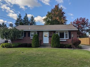 103 S Irwinwood Rd, Lancaster, NY 14086