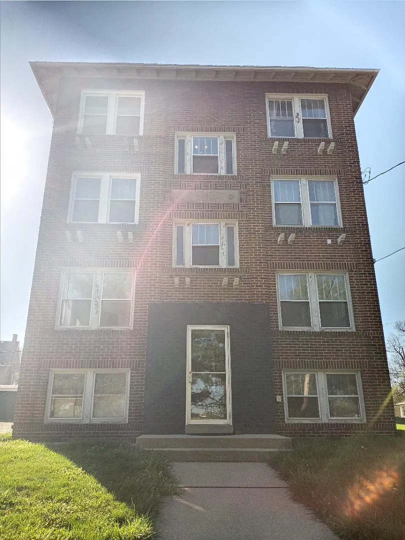 146 King Dr - 2 — Photo 4