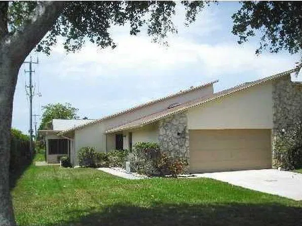 3225 NW 9TH Street, Delray Beach, FL 33445