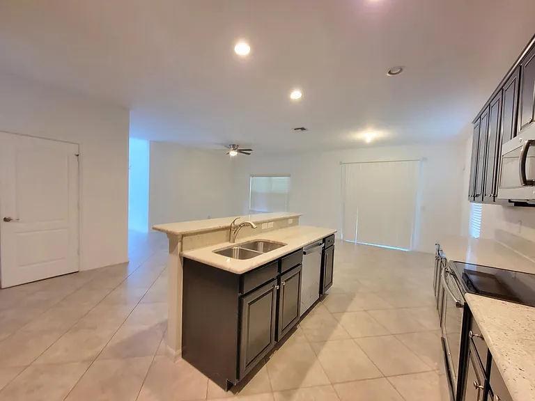 183 Rudder Cay Way — Photo 14