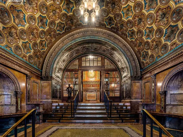 205 West 57th Street image 13 of 13