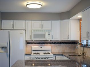 12019 Plumbrook Rd, Sterling Heights, MI 48312