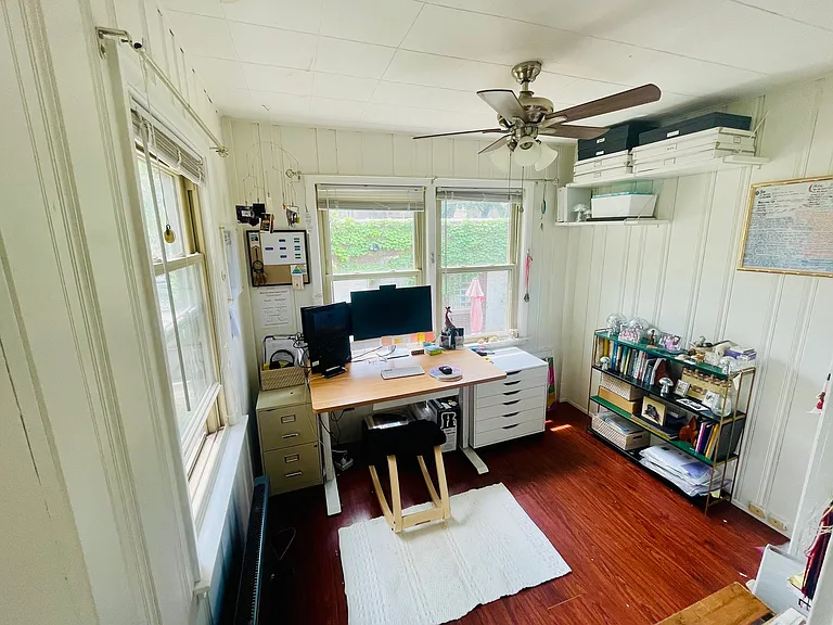 Bonus Room for Breakfast or Office