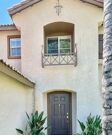 2514 Hidden Creek St — Photo 2