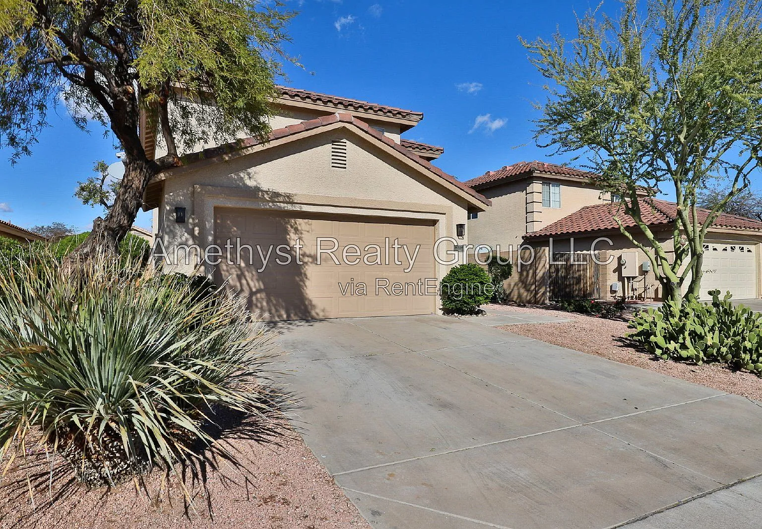 3 bed, 2.5 bath, 1383 sqft, $1,695 — Photo 3