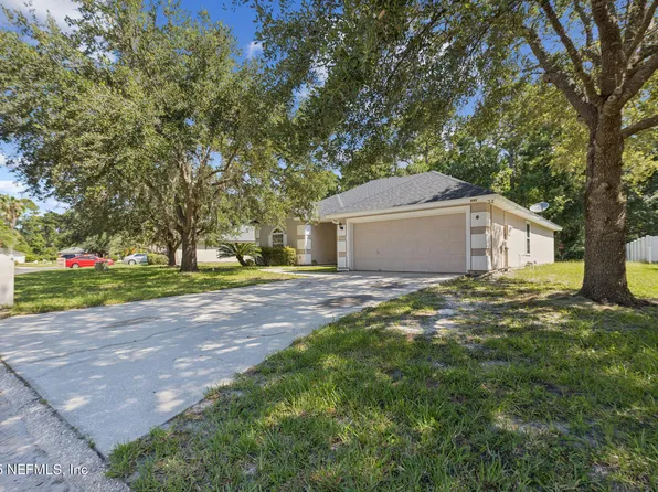 895 HERITAGE LAKES Drive, Jacksonville, FL 32218