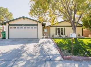 300 Mari Ct, Ridgecrest, CA 93555