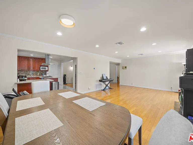 3114 Henrietta Ave — Photo 12