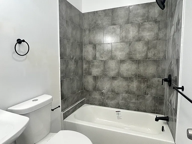 3528 Brookdale Ave — Photo 6