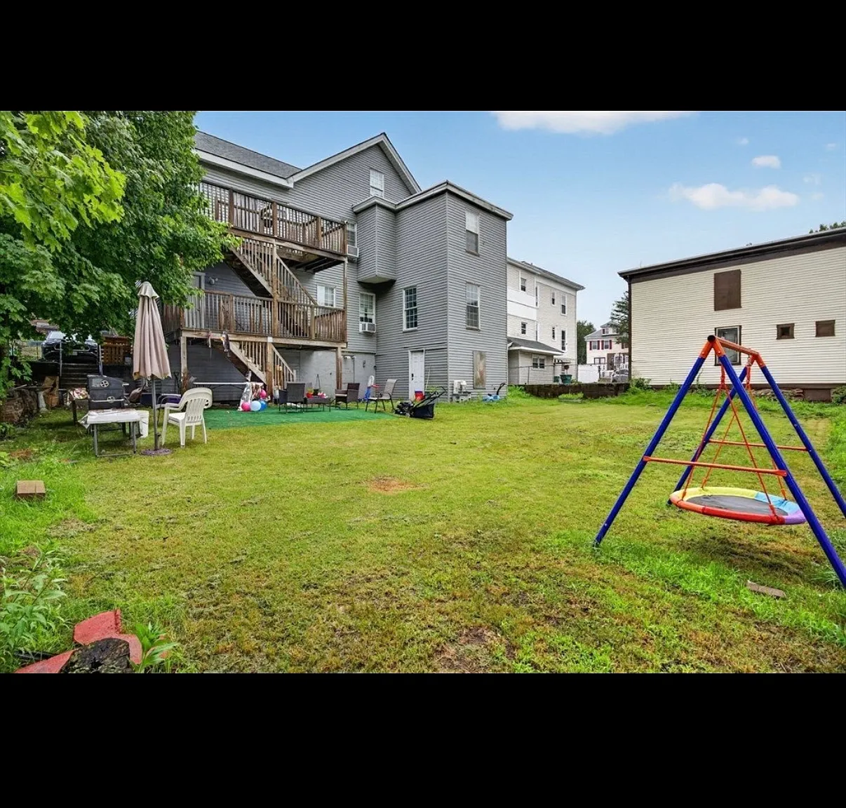 3 bed, 2849 sqft, $2,300 — Photo 1