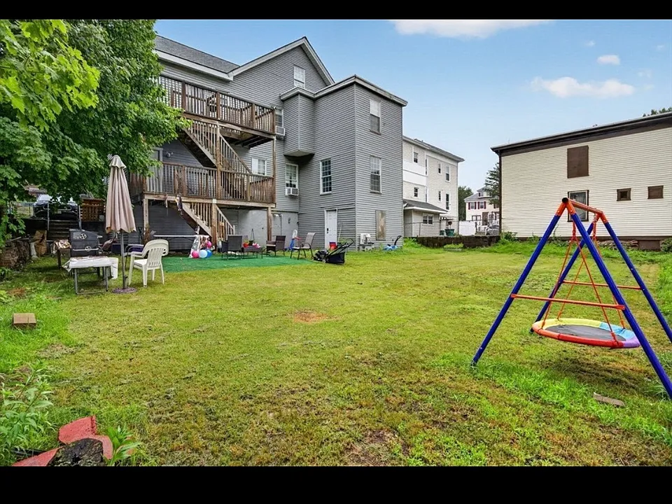 103 Nashua St #2