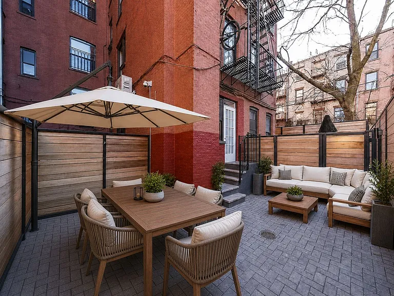 331 Keap St #3 — Photo 1
