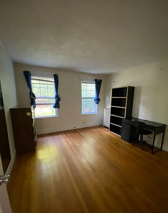 5 bed, 1.5 bath, $5,900 — Photo 3