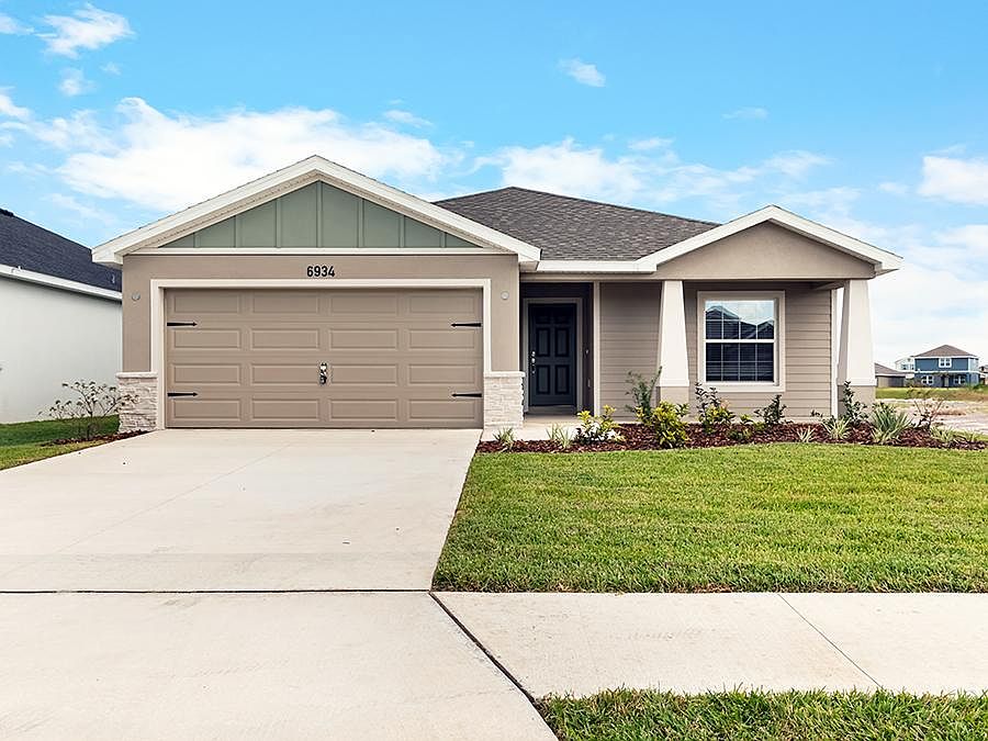 Introducing Vista Trace, a brand-new neighborhood of new homes in Belleview, Florida!