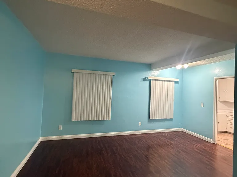 5042 Valley Blvd #4 — Photo 6