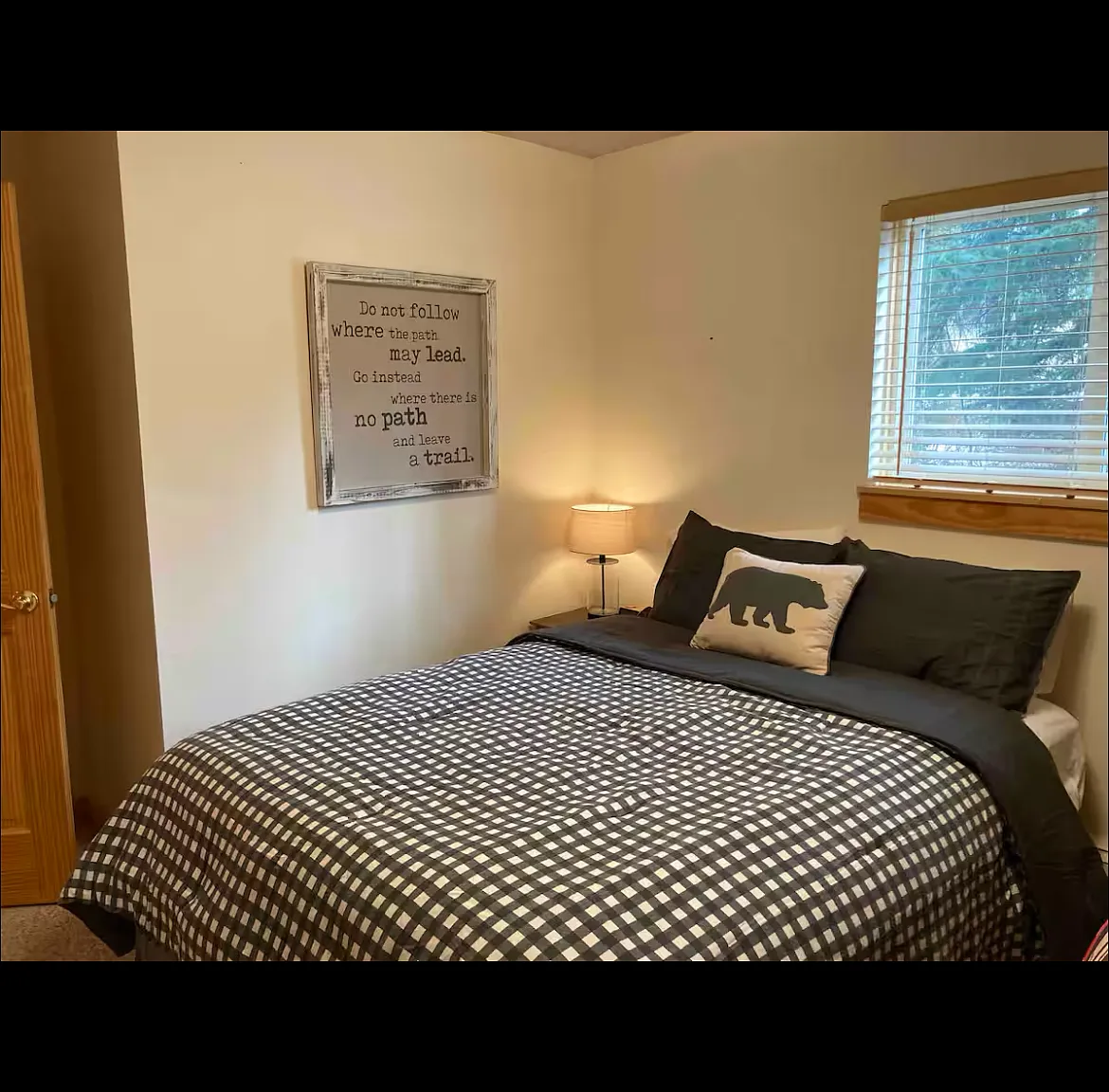 2 bed, 675 sqft, $2,300 — Photo 2
