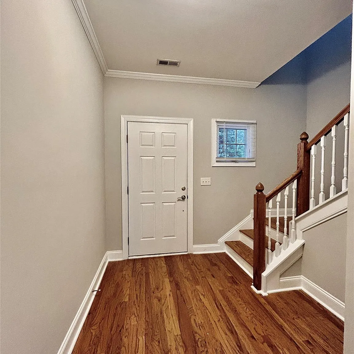 3 bed, 2.5 bath, $2,500 — Photo 3