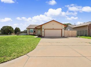 1920 S Leeanne Ln, Wichita, KS 67207