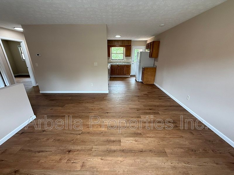 1st image of 935 Kendrick Creek Rd APT 2