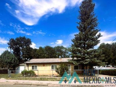 410 Pinon St, Las Vegas, NM, 87701