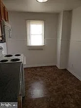 36 Jefferson Ave #A — Photo 5
