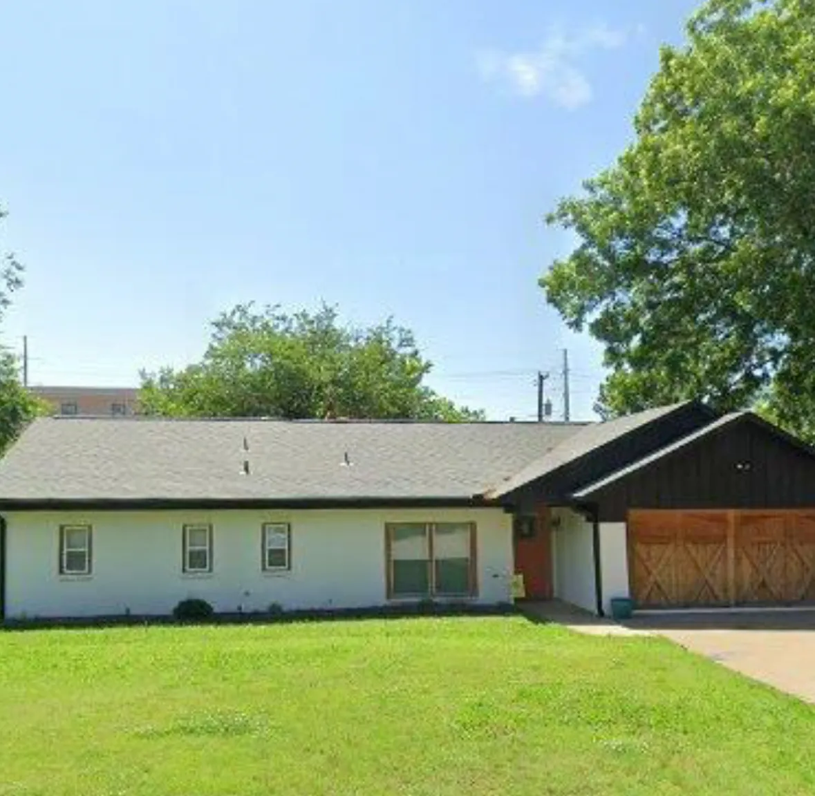 3 bed, 1310 sqft, $1,850 — Photo 1