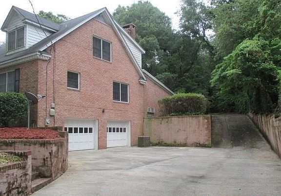 2nd image of 1525 E Texar Dr