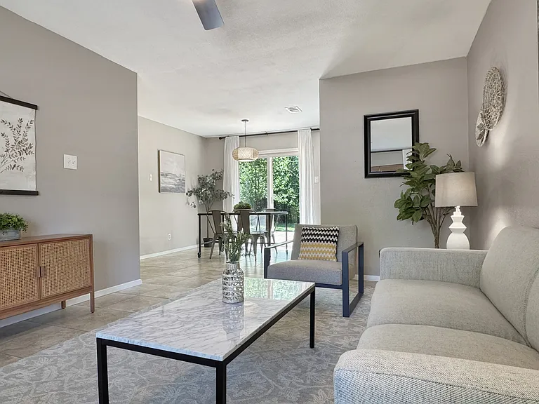 5306 Wellington Dr — Photo 12