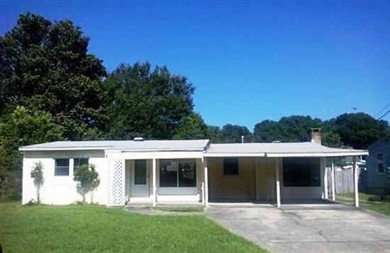 1st image of 405 Clairmont Dr