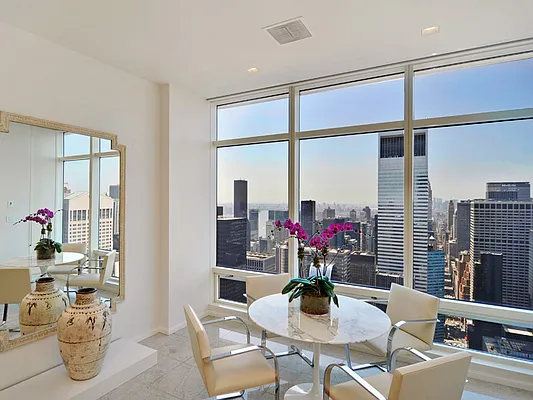 Rented by Sotheby's International Realty | media 18