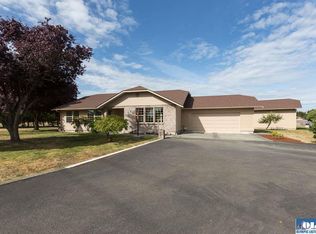 9022 Old Olympic Hwy, Sequim, WA 98382