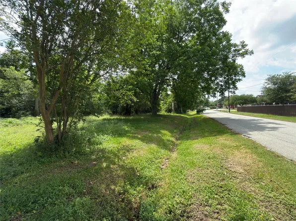 5210 Oak Ave, Pasadena, TX 77503