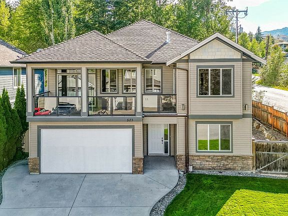 3rd image of 523 Lefevere Ave