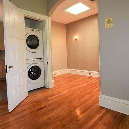 4th image of 510 High St APT 4