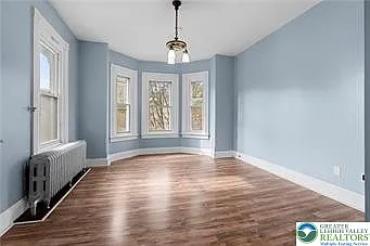 4 bed, 1.0 bath, 1136 sqft, $2,600 — Photo 4