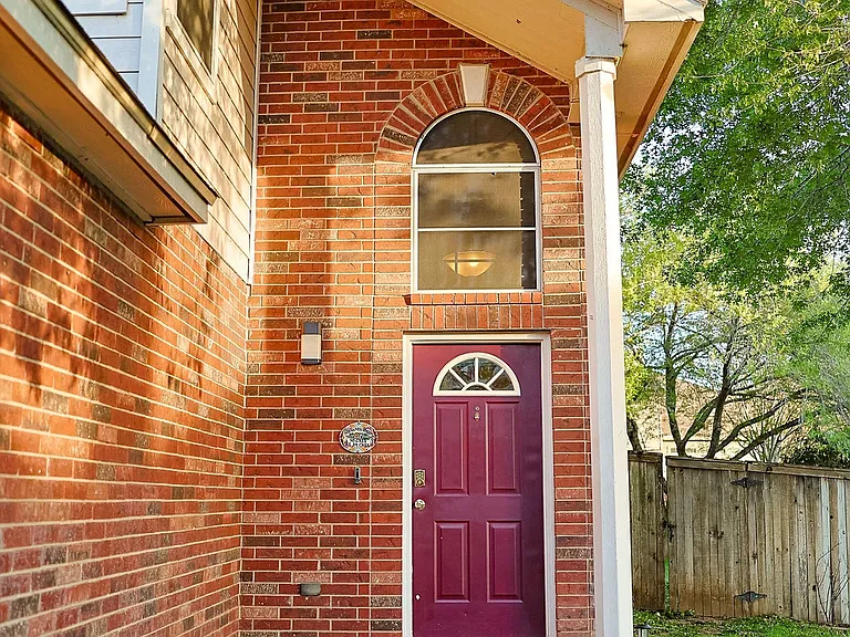 11206 Woodwaters Way — Photo 3