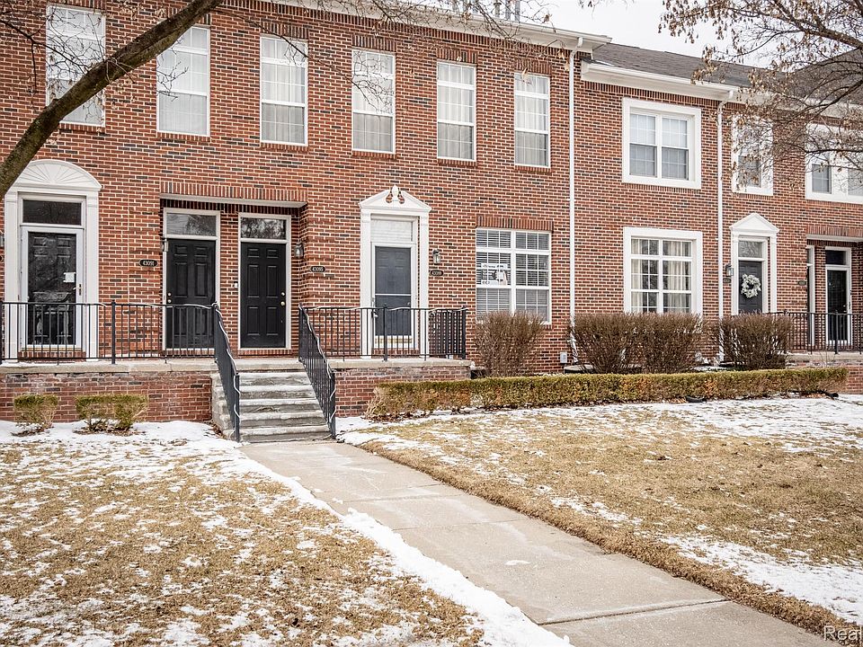 1st image of 43099 Strand Dr