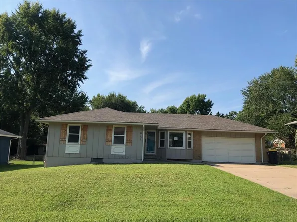 8101 E 89th St, Kansas City, MO 64138