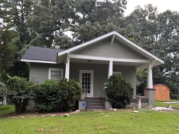 608 Everett Ln, High Point, NC 27262