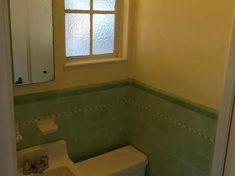 999 N Holliston Ave — Photo 13
