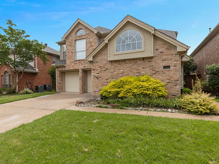 9012 Cumberland Dr — Photo 7