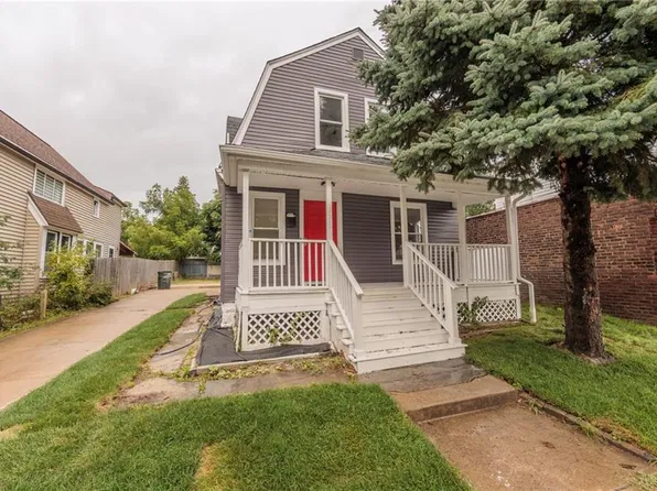 1558 Winchester Ave, Lakewood, OH 44107