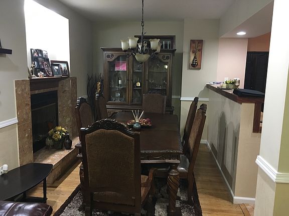4th image of 4411 Ellenwood Ave