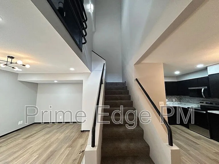 1841 Ridgehaven Ct #4 — Photo 1