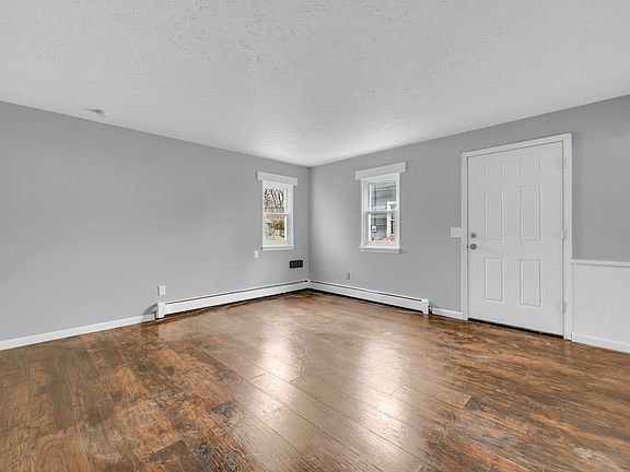 2nd image of 1726 Lexington Ave