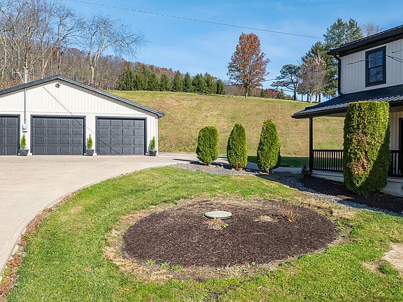 2nd image of 717 Fowlersville Rd