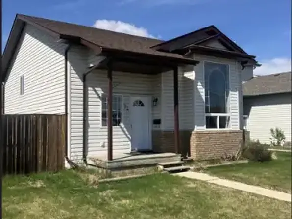 94 Drummond Ave #1A, Red Deer, AB T4R 3A5